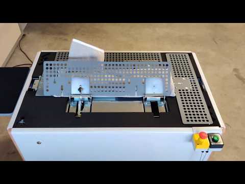 Plieuse et emballeuse semi-automatique SPEEDY-T
